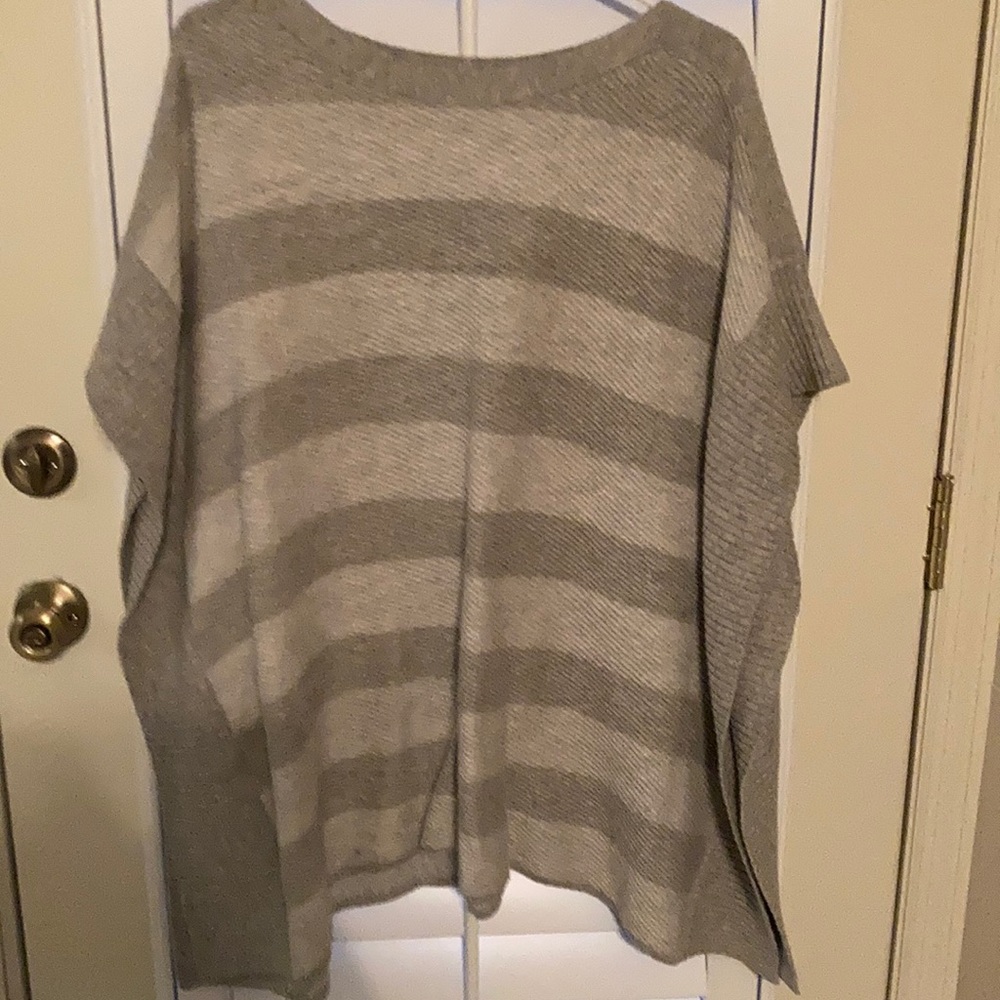 Loft sweater / poncho style